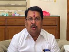 
      
      Vijay Wadettiwar urges people to exercise their right
      
      
