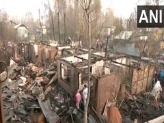 
      
      Omar Abdullah expresses sorrow over massive fire in Srinagar
      
      