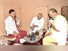 
      
      Gujarat: CM Bhupendra Patel worships Somnath Mahadev 
      
      