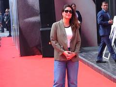 
      
      Kareena amps up her fashion game as she steps out in city
      
      
