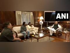 
      
      Amit Shah meets star cast of  'The Sabarmati Report'
      
      