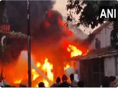 
      
      Maharashtra: Fire breaks out at scrap godown in Thane
      
      