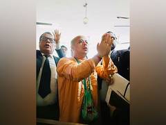 
      
      MEA urges Bangladesh to ensure safety of Hindus
      
      