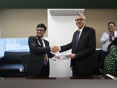 
      
      Akums Exclusively Ties Up with Jagdale
      
      