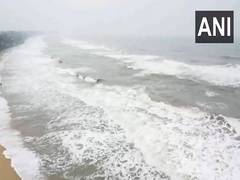 
      
      'Cyclone Fengal is likely to landfall tomorrow, red alert issued'
      
      