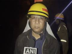 
      
      Lucknow: Fire broke out at furniture factory almost under control
      
      