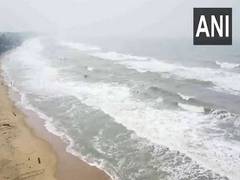 
      
      Cyclone Fengal: Kanchipuram administration announces holiday on N
      
      