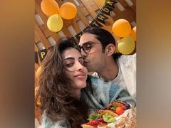 
      
      Prateik Babbar shares pictures with fiancé Priya Banerjee 
      
      