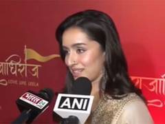 
      
      Shraddha Kapoor attends musical 'Rajadhiraj: Love, Life, Leela'
      
      