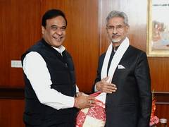 
      
      Assam CM Himanta Biswa Sarma meets EAM Jaishankar
      
      