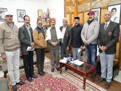 
      
      Himachal state masters games association delegation meets CM
      
      