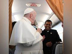
      
      PM Modi sends delegation to Vatican
      
      