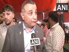 
      
      Israeli diplomat attends Maharashtra govt swearing in
      
      