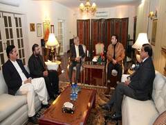 
      
      Pak: PML-N and PPP begin dialogue to resolve disputes
      
      