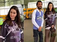 
      
      Shraddha Kapoor rocks casual look at Mumbai Airport
      
      