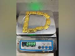 
      
      Custom officials intercept a passenger at IGI, recover gold 
      
      
