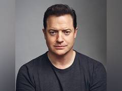 
      
      Brendan Fraser on why Darren Aronofsky cast him in The Whale'
      
      