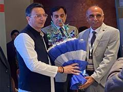 
      
      India charts path to transformative internet and AI revolution
      
      