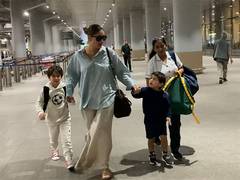 
      
      Kareena Kapoor returns to Mumbai from Goa. 
      
      