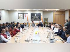 
      
      Union Minister Sonowal holds meeting with Odisha MPs 
      
      