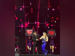 
      
      Tamannaah Bhatia drops BTS pictures from 'Da-bangg Tour-Reloaded'
      
      