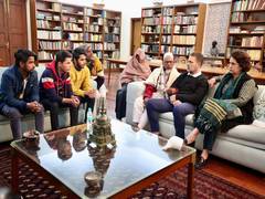 
      
      Rahul, Priyanka Gandhi meet Sambhal victims in Delhi
      
      