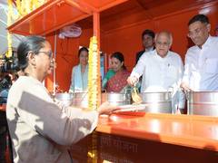 
      
      Gujarat CM Bhupendra Patel launches first Shramik Savikha Kendra
      
      