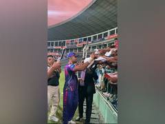 
      
      Dasun Shanaka earns roars of support from Lanka T10 fans
      
      