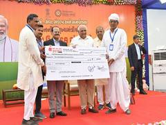 
      
      Gujarat CM launches 'Prakrutik Krushi Portal'
      
      