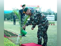 
      
      Nepal Army Chief plants a tree at  Manekshaw Centre in New Delhi
      
      