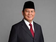 
      
       Indonesia's Prabowo Subianto is treading careful balance 
      
      