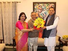 
      
      Uttarakhand CM Dhami meets CDS General Anil Chauhan in Delhi
      
      