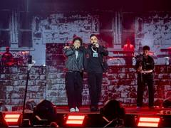 
    Rapper Hanumankind joins Karan Aujla at sold-out Bengaluru show
    