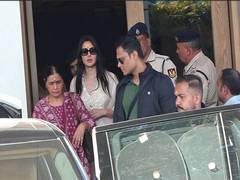 
      
      Katrina offers prayers at Shirdi Sai Baba temple with mom-in-law
      
      