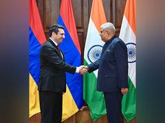 
      
      VP meets Armenian delegation, discusses strengthening ties
      
      