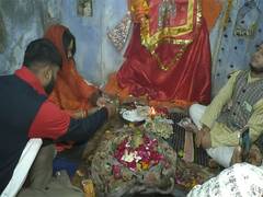 
      
      UP: BJP leader Geeta Pradhan visits reopened temple in Sambhal
      
      