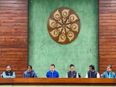 
      
      Lok Sabha MPS hold meeting in presence of LoP Rahul Gandhi 
      
      