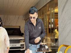 
      
      Producer Anand Pandit celebrates pre-birthday with paparazzi
      
      