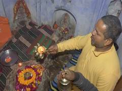 
      
      UP: Devotees throng at Sambhal's Shiv-Hanuman temple 
      
      
