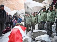 
      
      Indian Army pays condolences to Tashi Namgyal, first informant  o
      
      