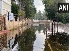 
      
      Tamil Nadu: Waterlogging in Thoothukudi amid heavy downpour 
      
      