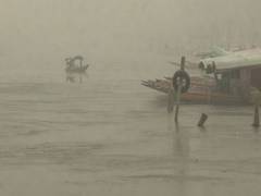
      
      Srinagar freezes at minus 7 degrees Celsius
      
      