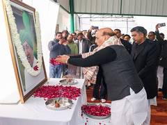 
      
      Rajnath Singh pays tribute to former Haryana CM Om Chautala 
      
      