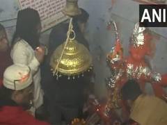
      
      UP: Morning aarti performed at Shiv-Hanuman temple in Sambhal 
      
      