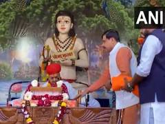 
      
      MP CM attends Pandit Kamal Kishore Nagar’s Shrimad Bhagwat Katha
      
      