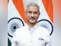 
      
      Jaishankar extends Hanukkah greetings to Israeli counterpart Saar
      
      