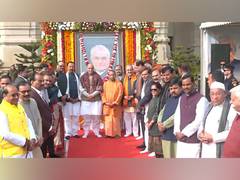 
      
      Rajnath Singh, CM Yogi pay tribute to Atal Bihari
      
      