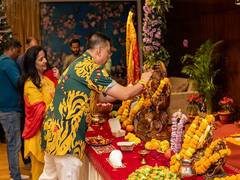 
      
      Singapore High Commissioner performs Ganpati Pooja
      
      