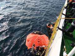 
      
      Indian Coast Guard, Pak Maritime Security Agency rescue 9
      
      