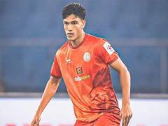 
      
      Pramveer Singh becomes youngest player to start an ISL game
      
      